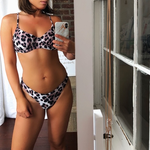 🆕 “AS IF” Cheetah Bikini Top - Picture 4 of 6